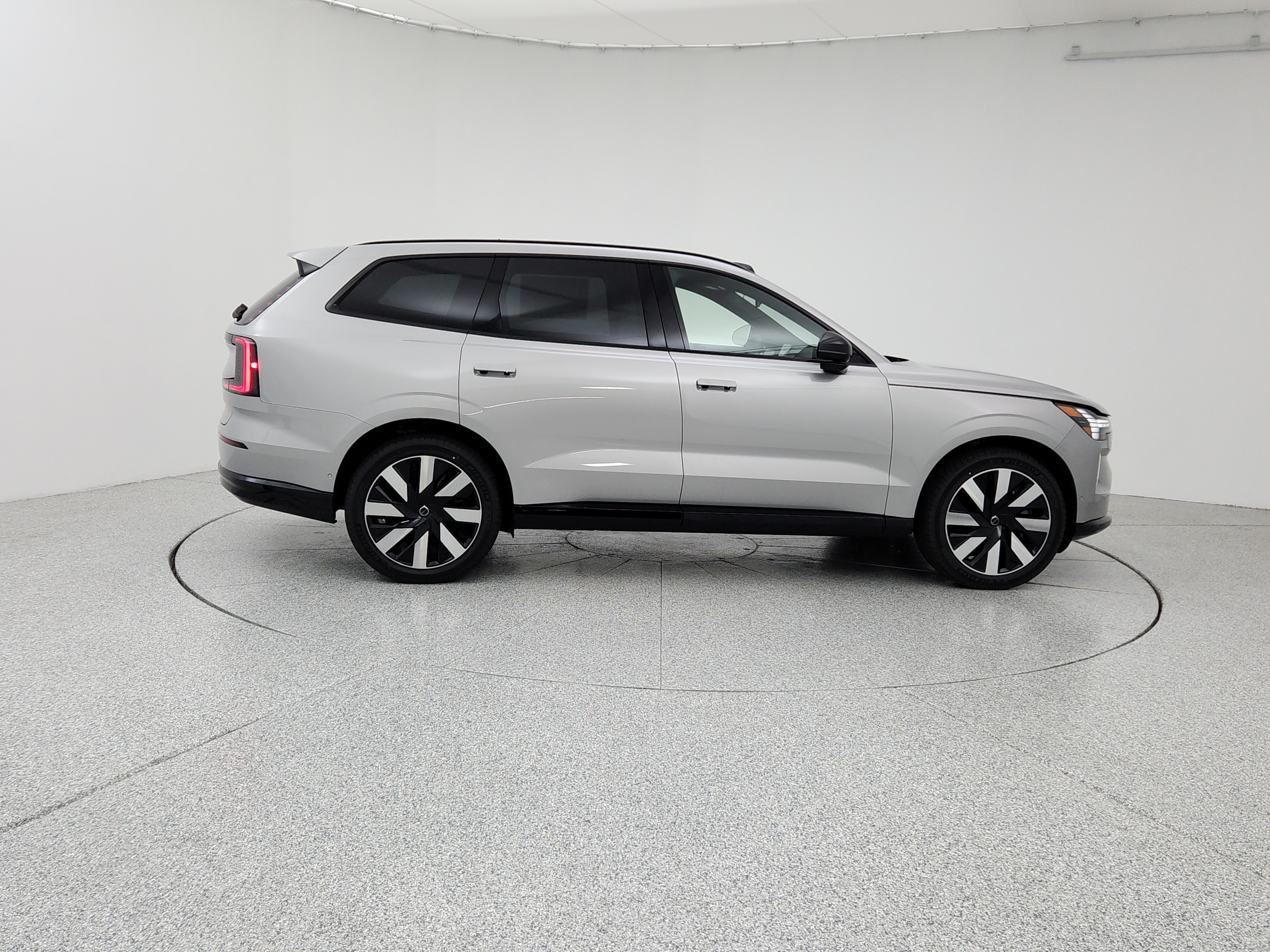 New 2025 Volvo EX90 For Sale at Howard Orloff Imports | VIN